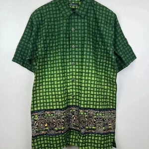 Vintage Green Graphic Shirt with Tribal Print No boudaries